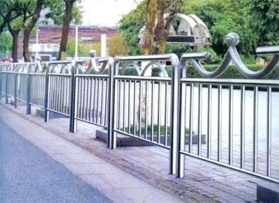 道路防撞护栏